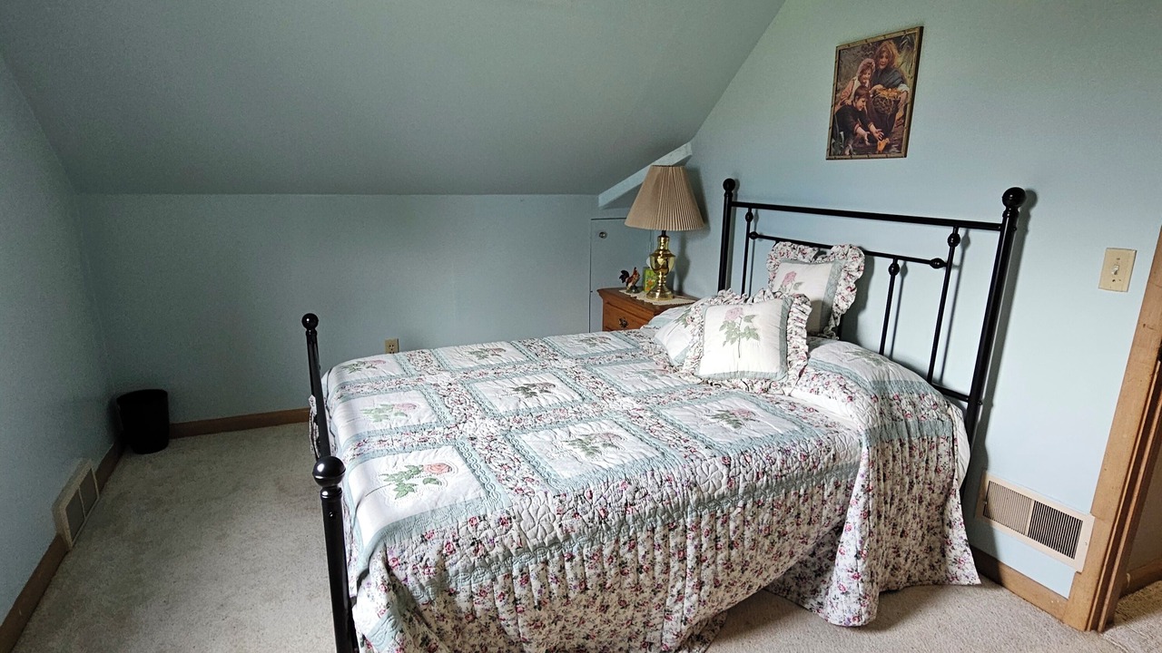 Photo of Bedroom in Luverne