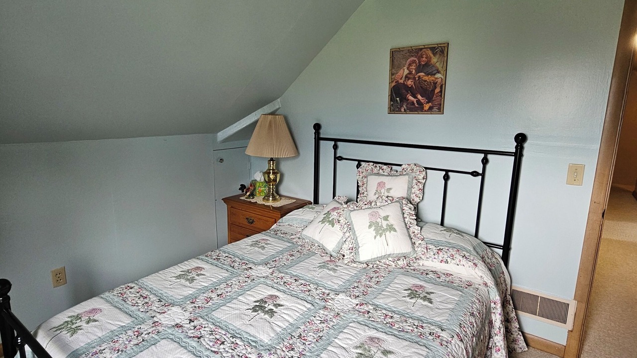 Photo of Bedroom in Luverne