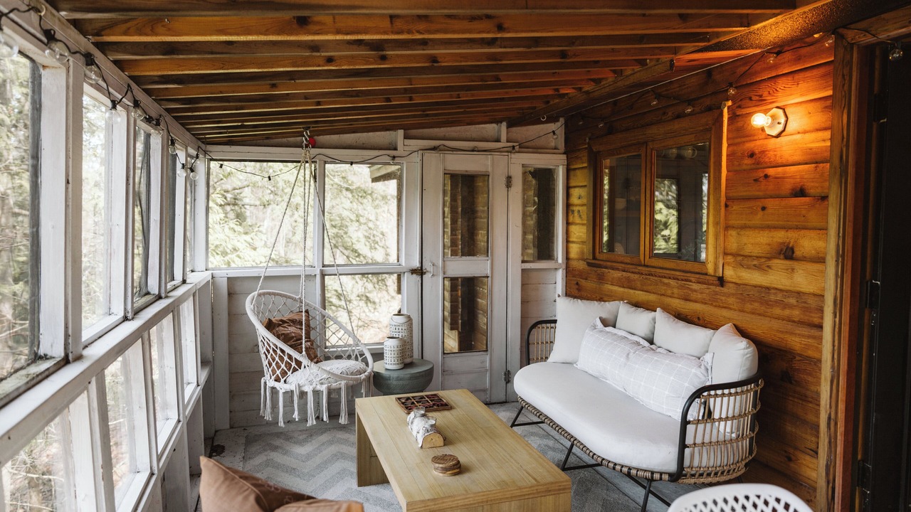 Photo of Patio Balcony in Trent Lakes