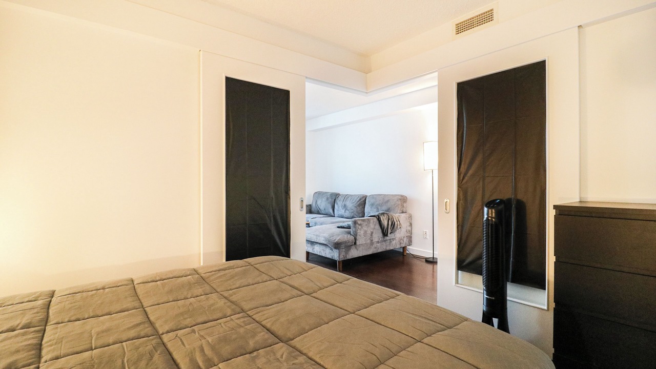 Photo of Bedroom in Toronto Entertainment District
