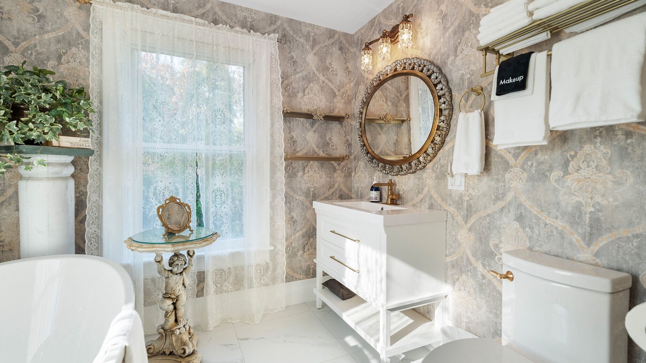 Photo of Bathroom in Old Town Historic District