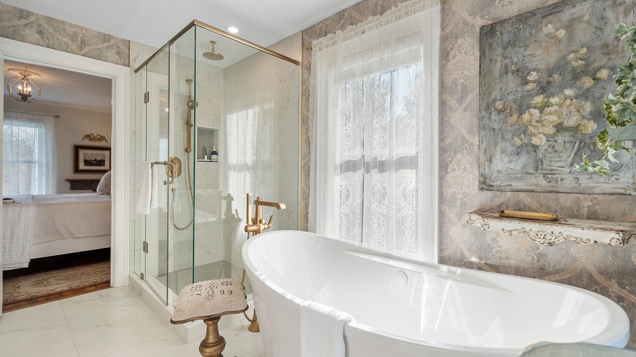 Photo of Bathroom in Old Town Historic District