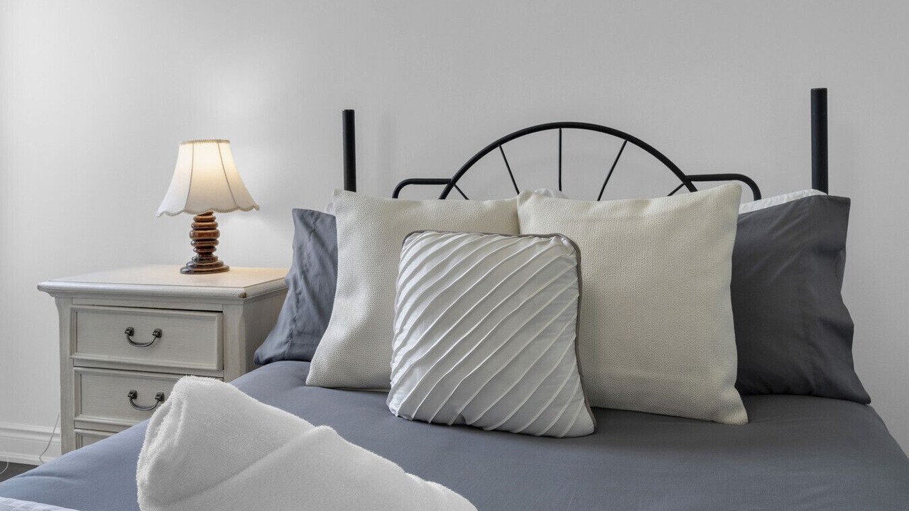 Photo of Bedroom in Riverdale
