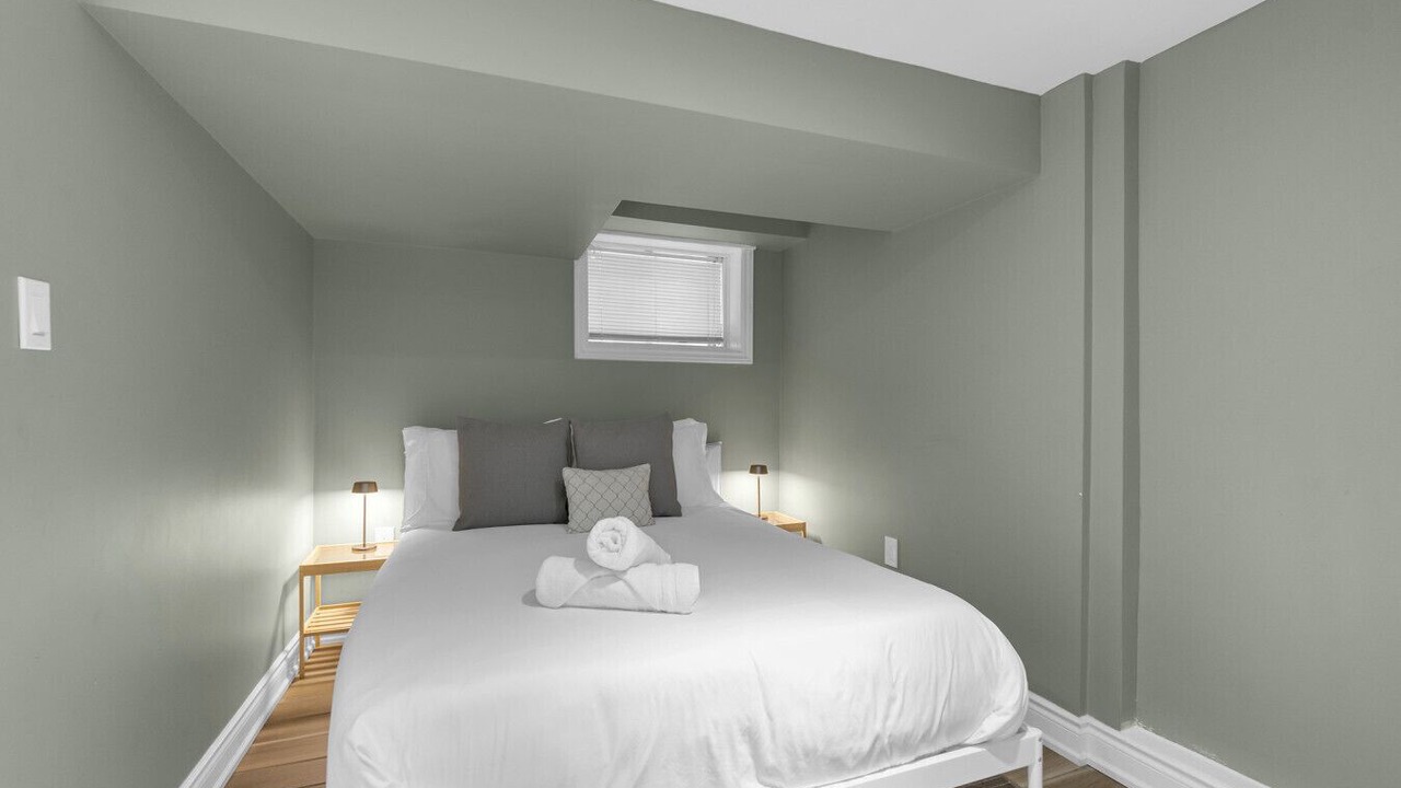 Photo of Bedroom in Riverdale
