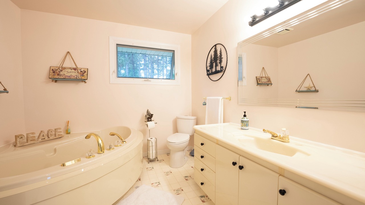 Photo of Bathroom in Killaloe