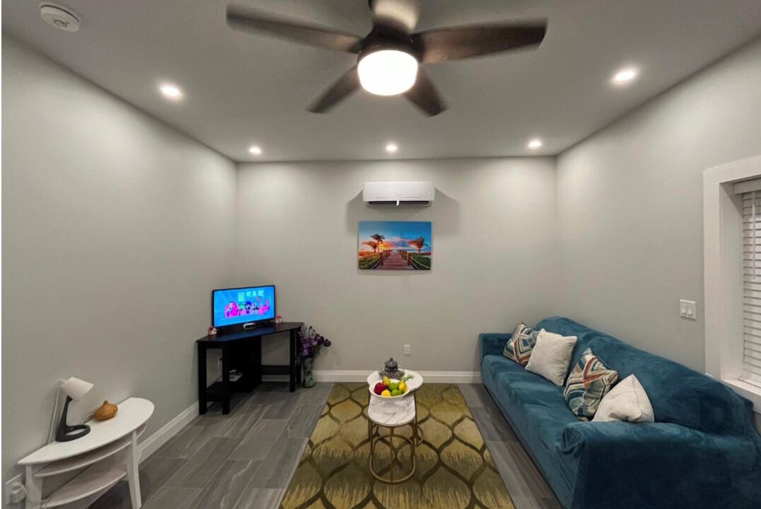 Photo of Livingroom in Cambridge