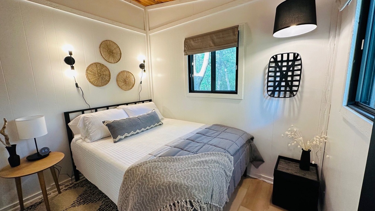 Photo of Bedroom in New London
