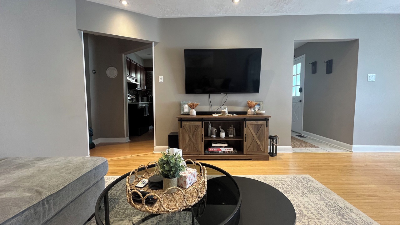 Photo of Livingroom in Midland