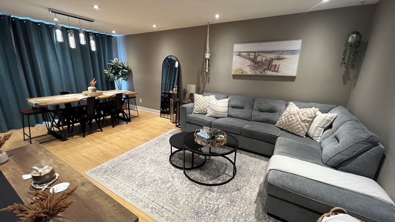 Photo of Livingroom in Midland