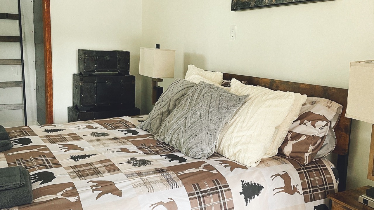 Photo of Bedroom in Chalk River
