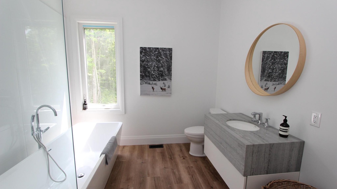 Photo of Bathroom in Havelock-Belmont-Methuen