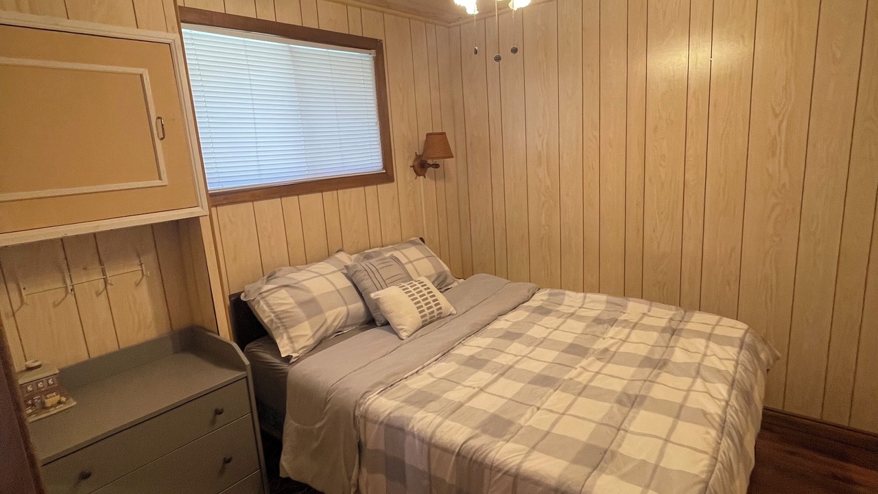 Photo of Bedroom in Marmora