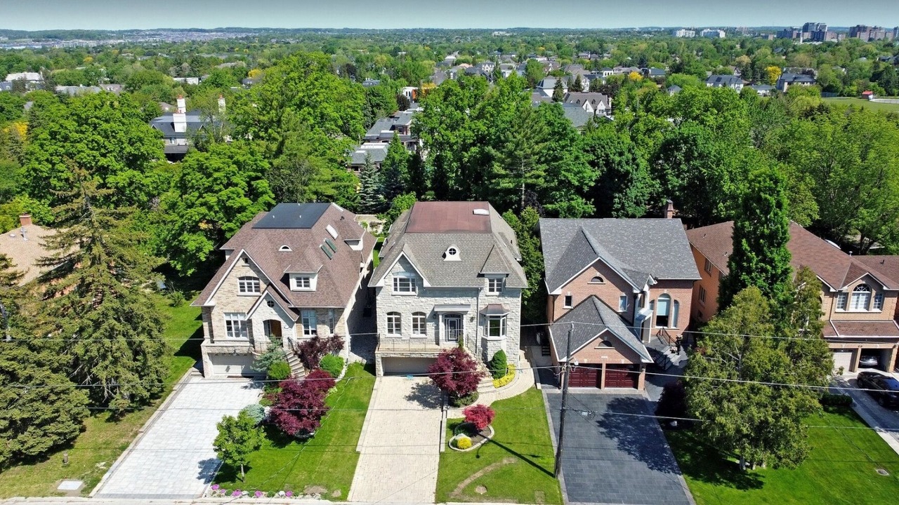 Photo of Outdoor in Richmond Hill
