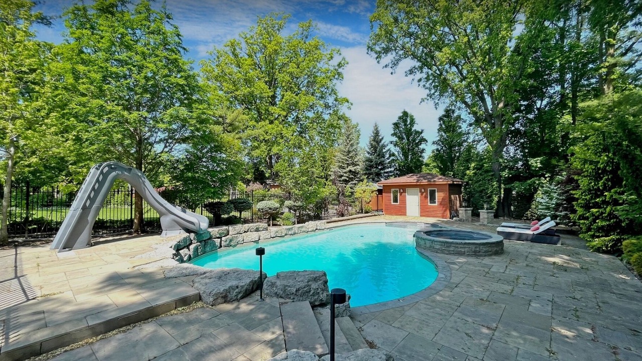 Photo of Outdoor in Richmond Hill
