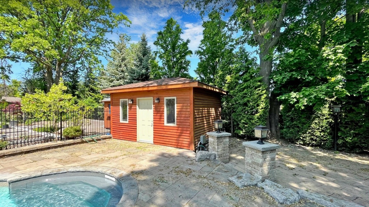 Photo of Outdoor in Richmond Hill