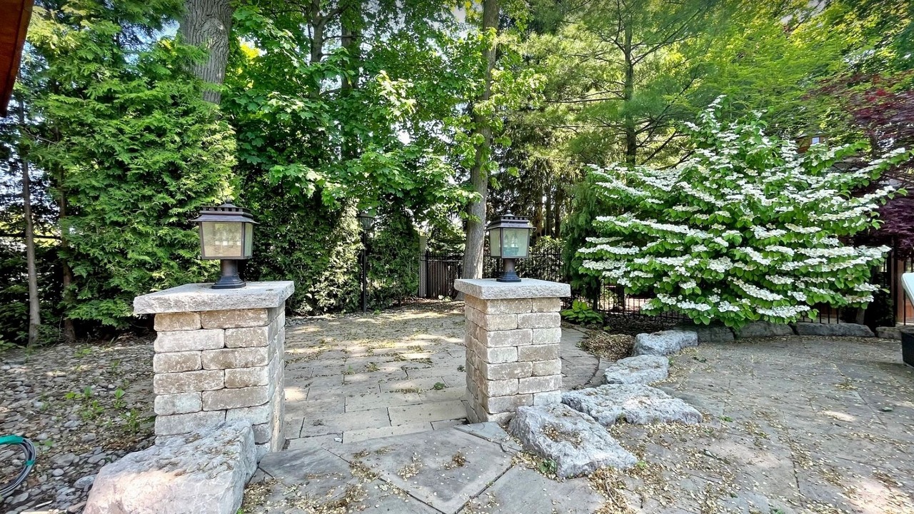 Photo of Outdoor in Richmond Hill