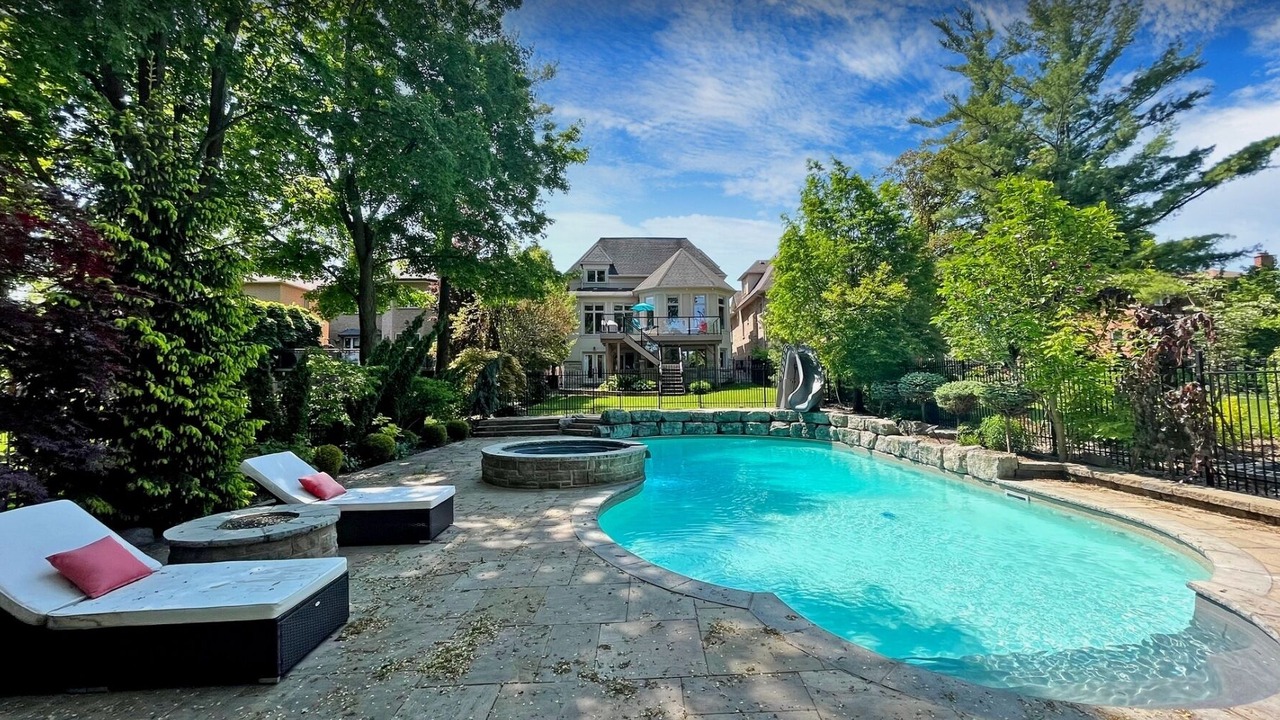 Photo of Outdoor in Richmond Hill