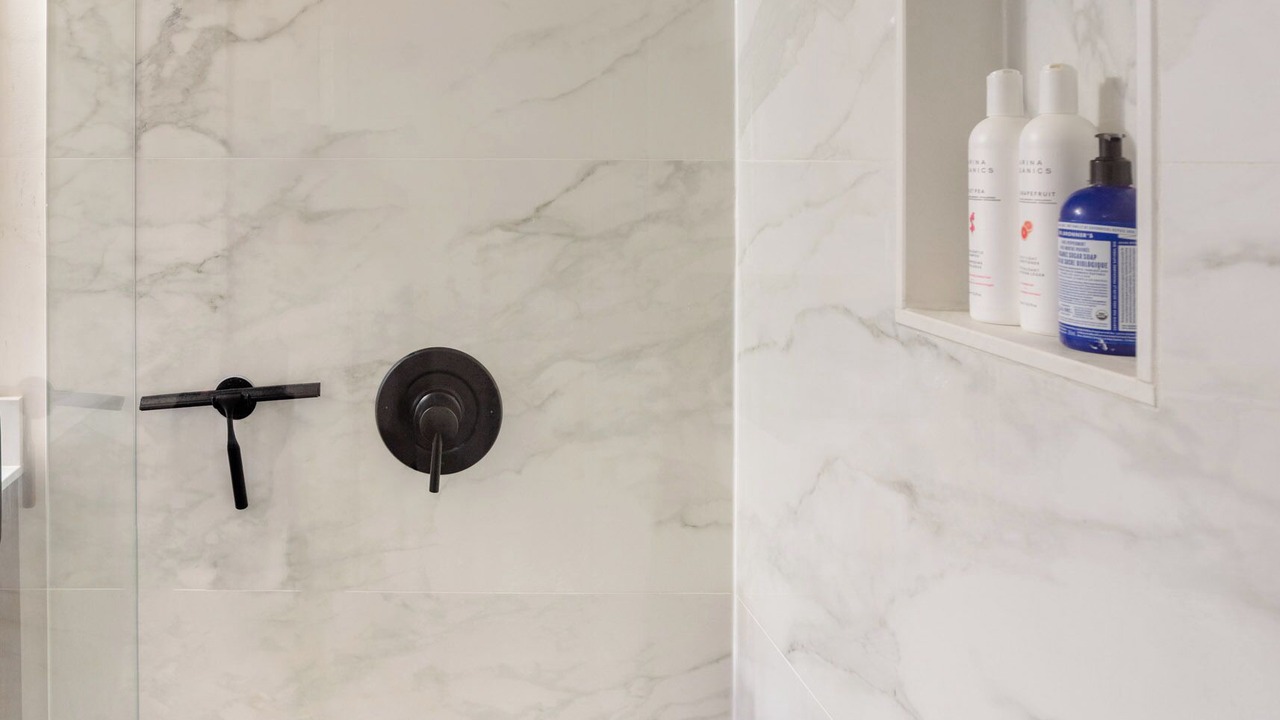 Photo of Bathroom in Dovercourt Park