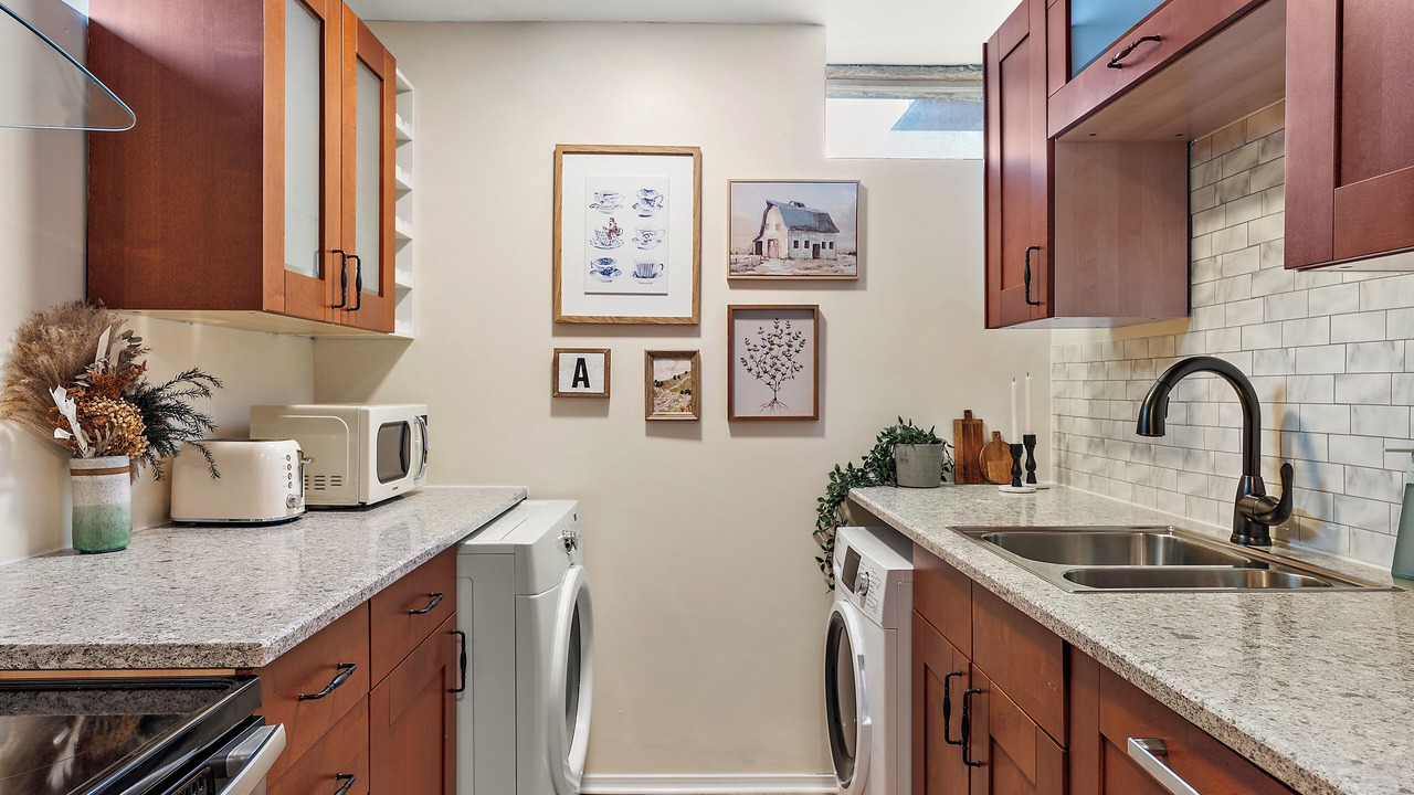 Photo of Kitchen in Summit - University