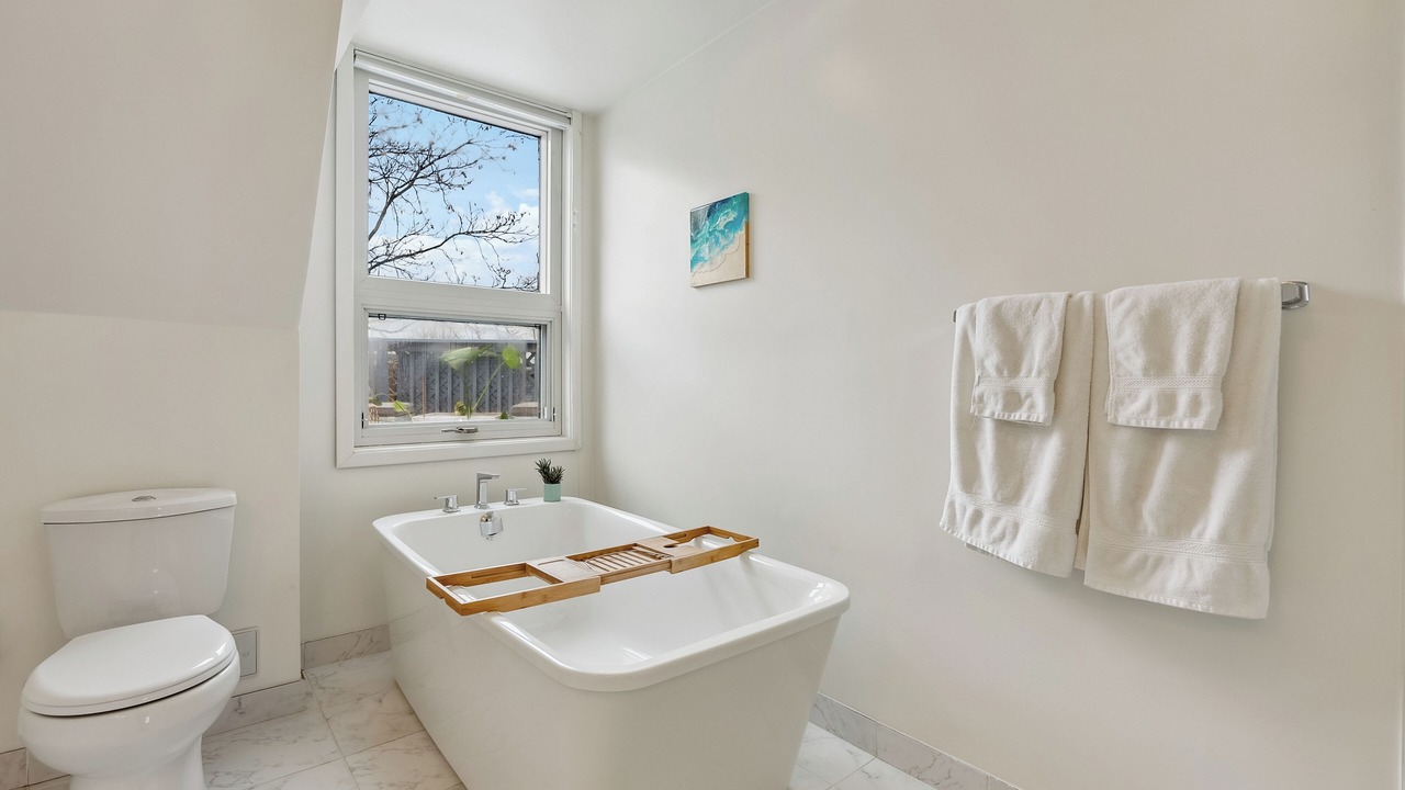 Photo of Bathroom in The Beach Triangle