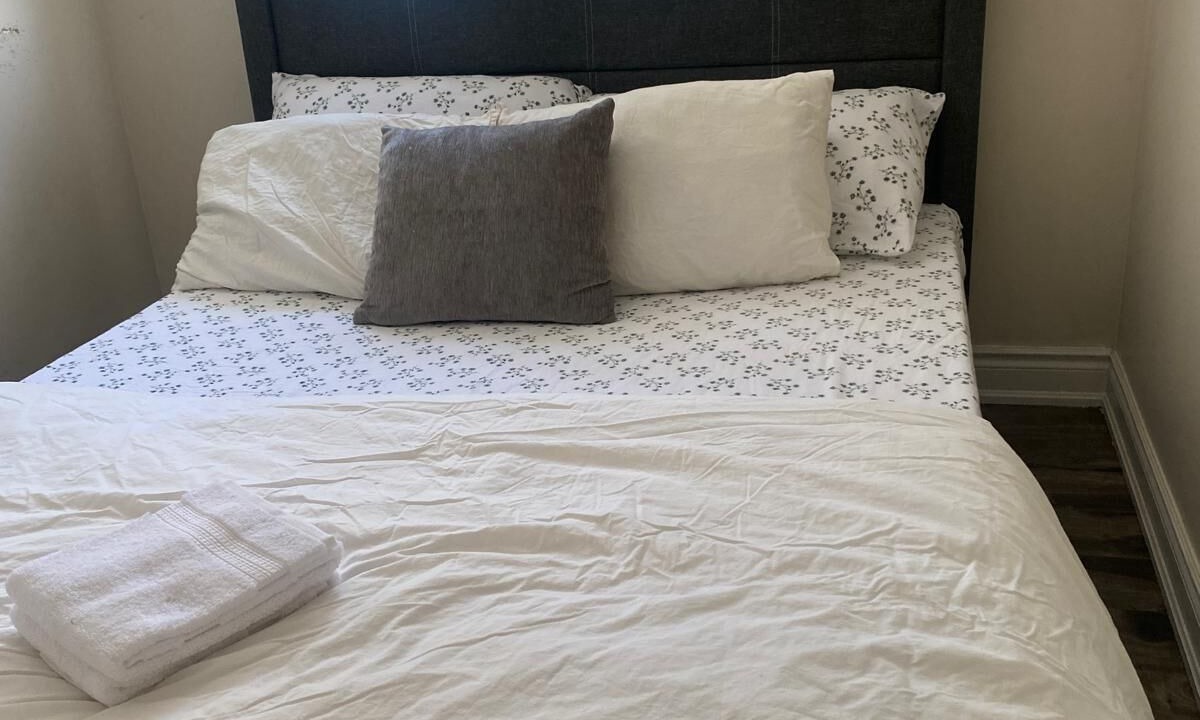 Photo of Bedroom in Bowmanville