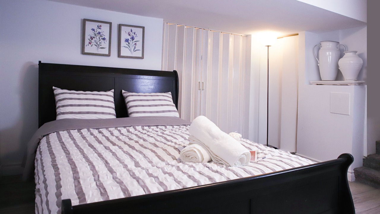 Photo of Bedroom in Newmarket