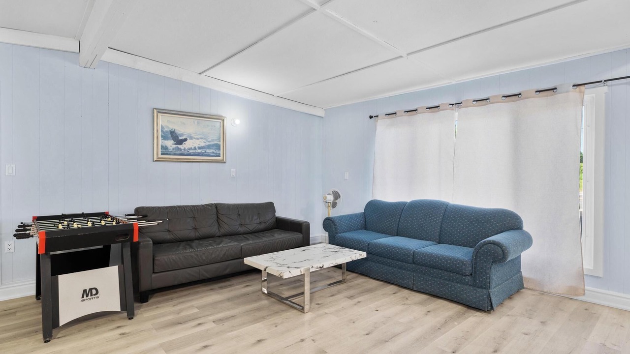 Photo of Livingroom in Port Colborne