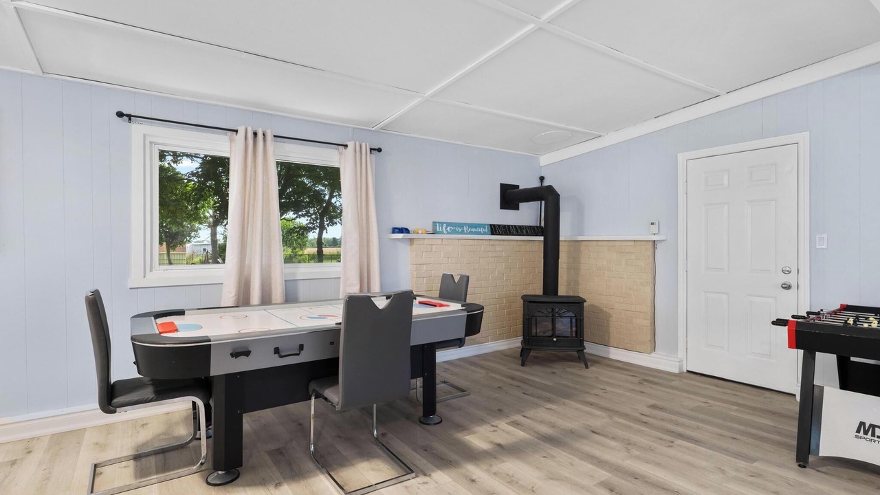 Photo of Bedroom in Port Colborne