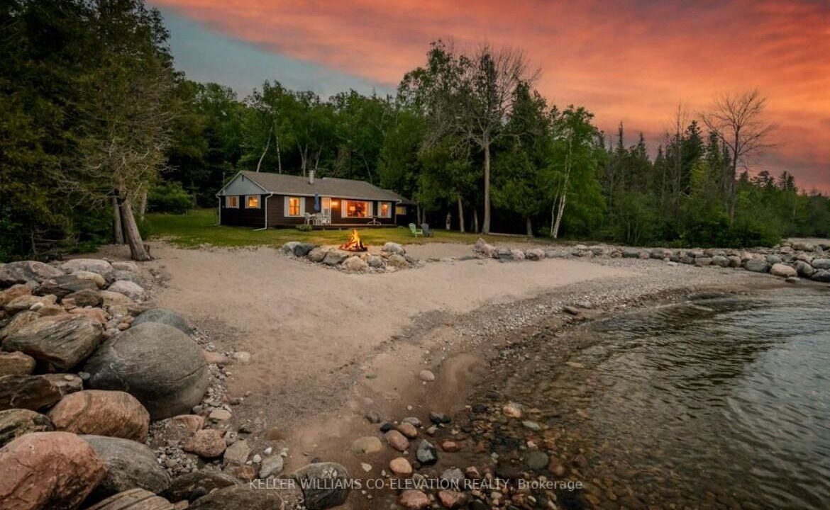 Photo of Outdoor in Tiny