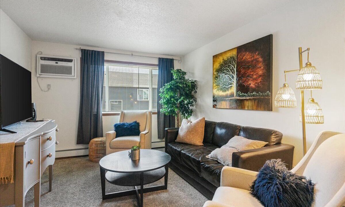 Photo of Livingroom in St. Cloud