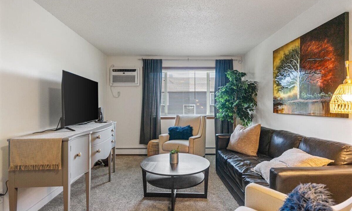 Photo of Livingroom in St. Cloud