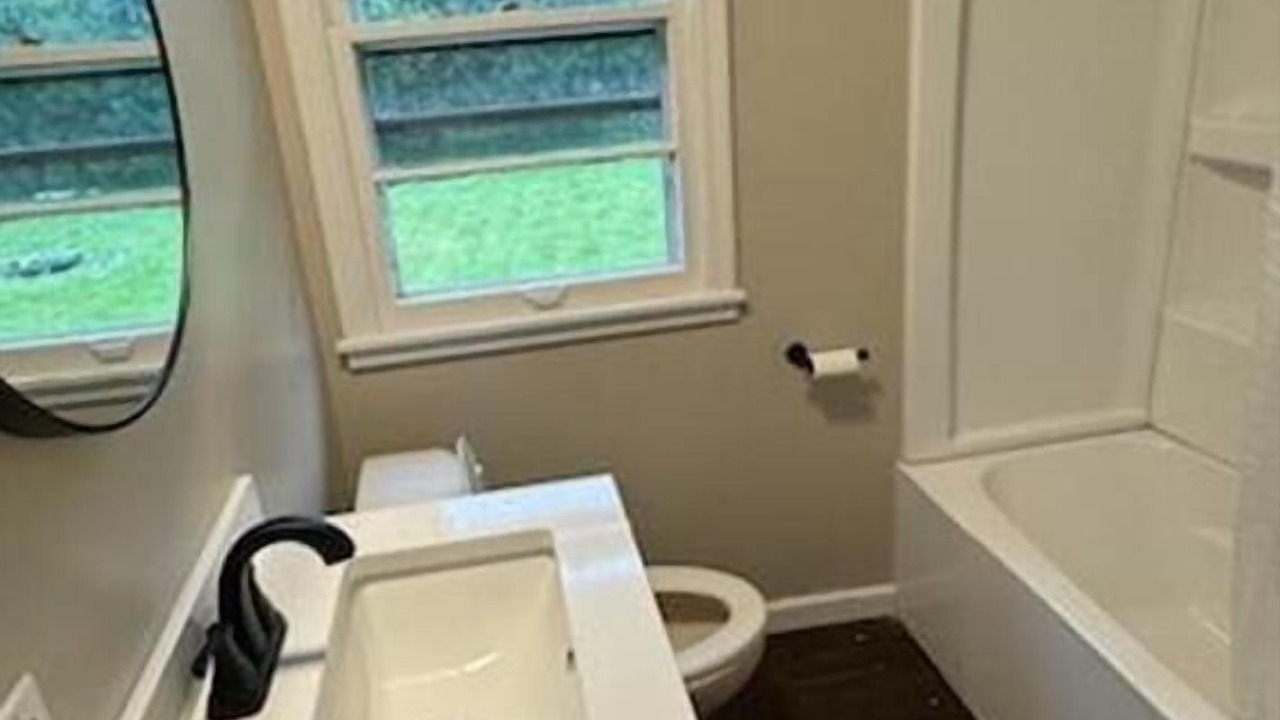 Photo of Bathroom in East Bloomington