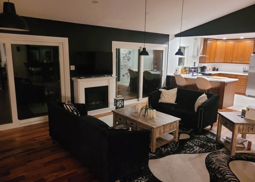 Photo of Livingroom in County of Brant