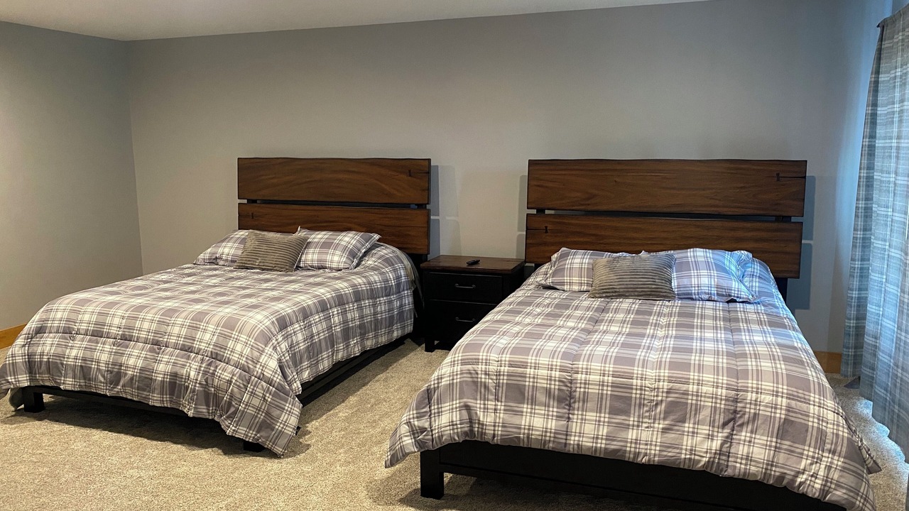 Photo of Bedroom in Crane Lake