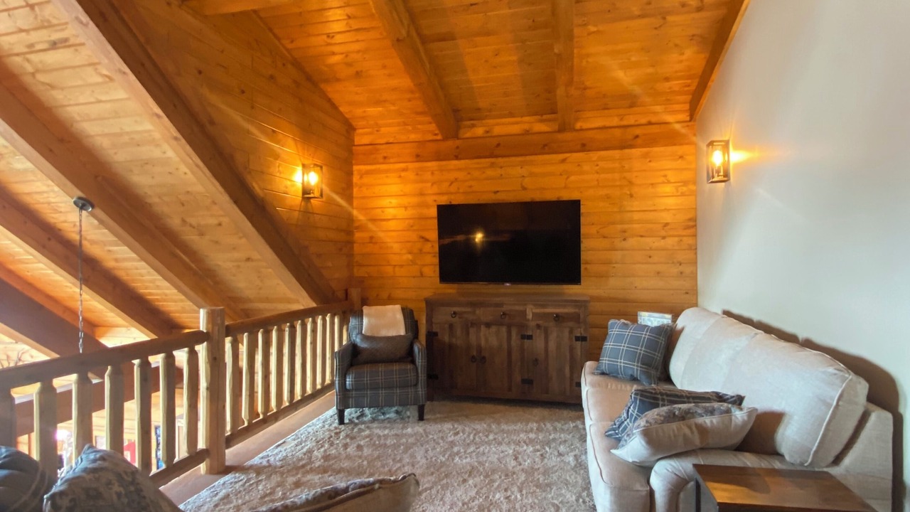 Photo of Livingroom in Crane Lake