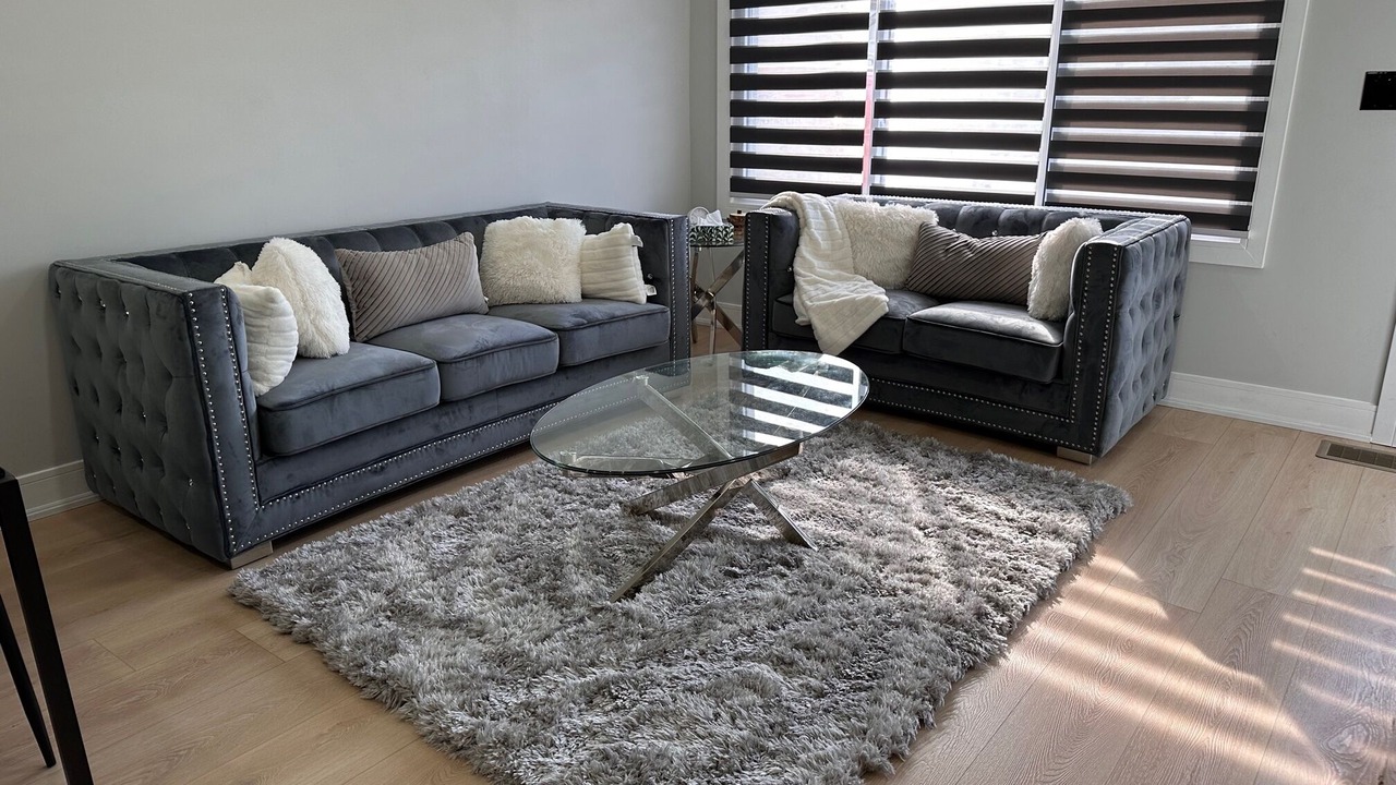 Photo of Livingroom in Brantford