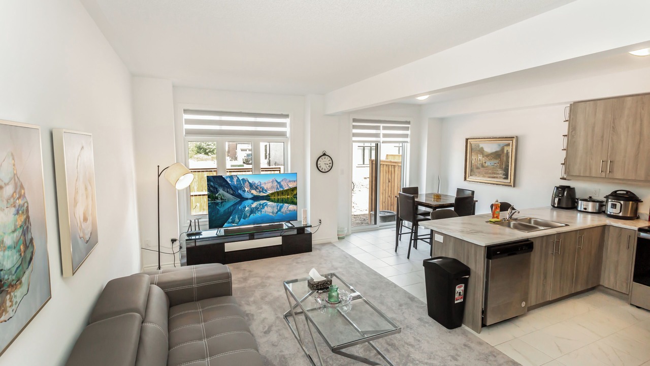 Photo of Livingroom in Niagara Falls