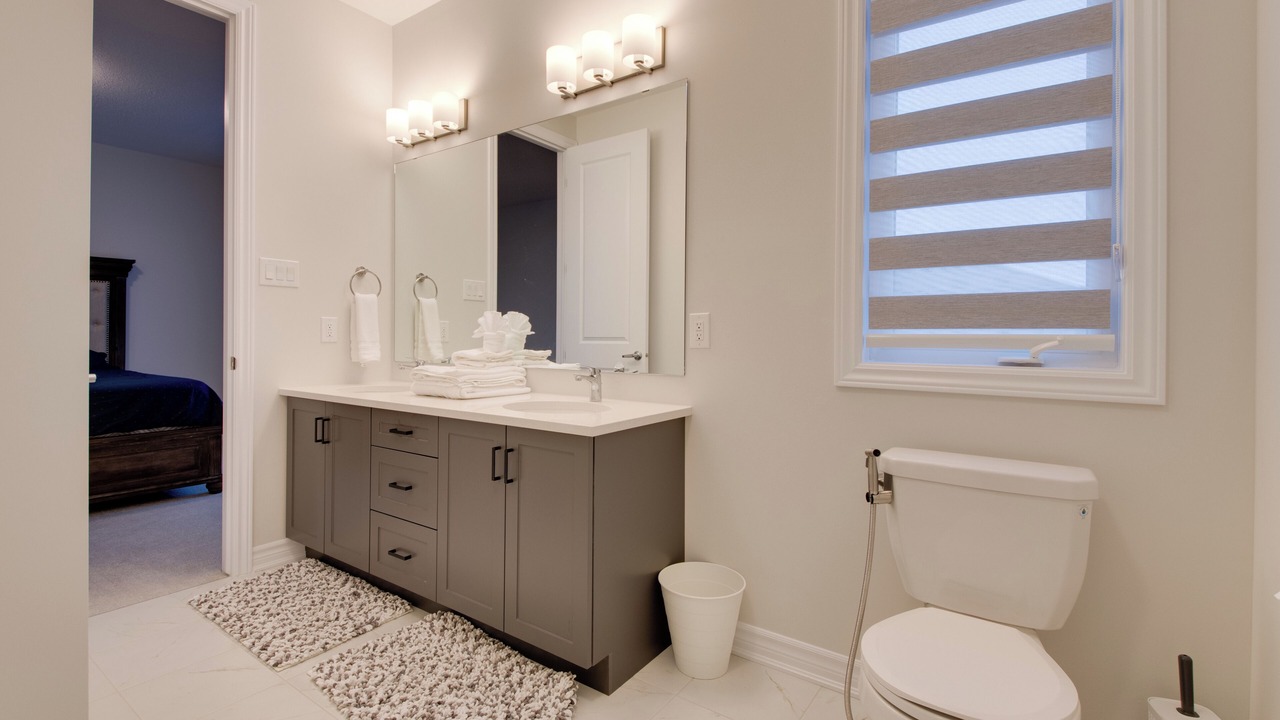 Photo of Bathroom in Ottawa Division