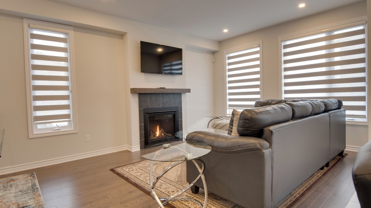 Photo of Livingroom in Ottawa Division