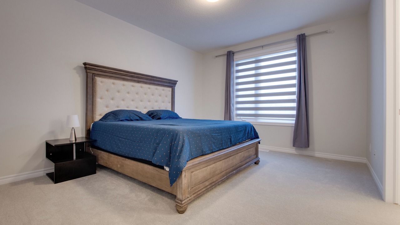 Photo of Bedroom in Ottawa Division
