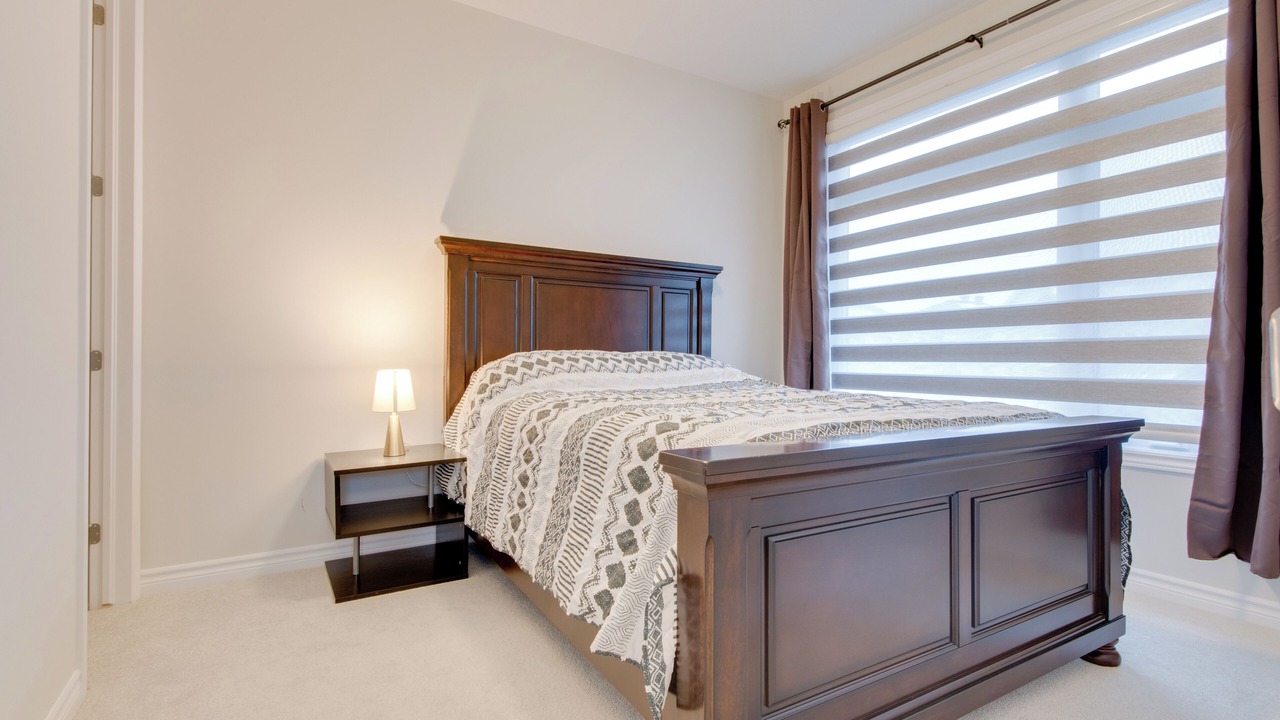 Photo of Bedroom in Ottawa Division