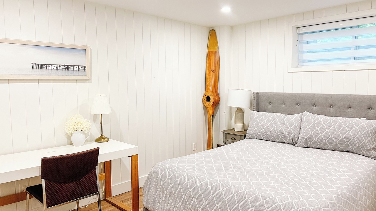 Photo of Bedroom in Lake of Bays