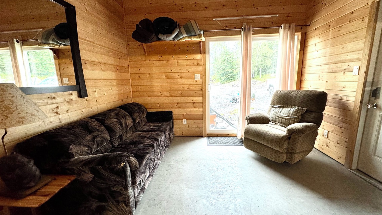 Photo of Livingroom in Kenora
