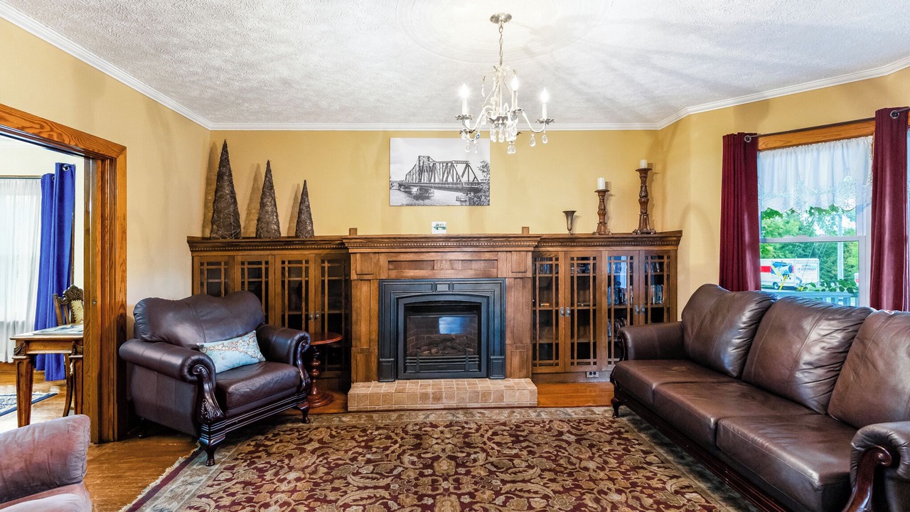 Photo of Livingroom in Manitoulin District