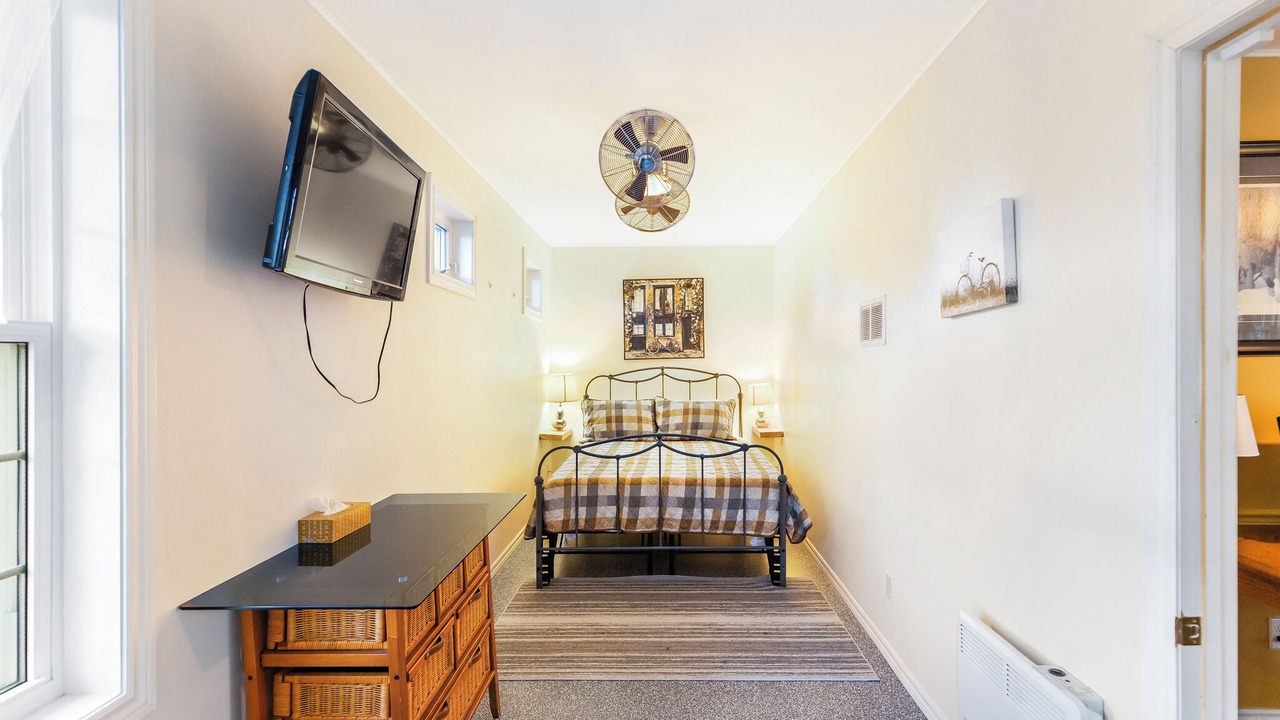 Photo of Bedroom in Manitoulin District
