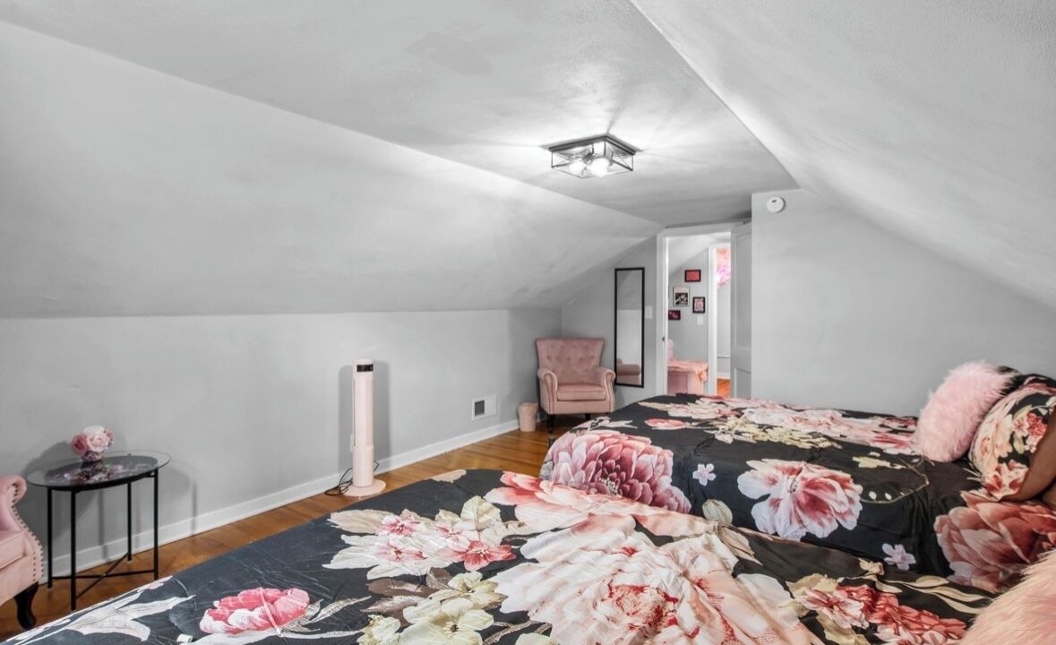 Photo of Bedroom in Anoka