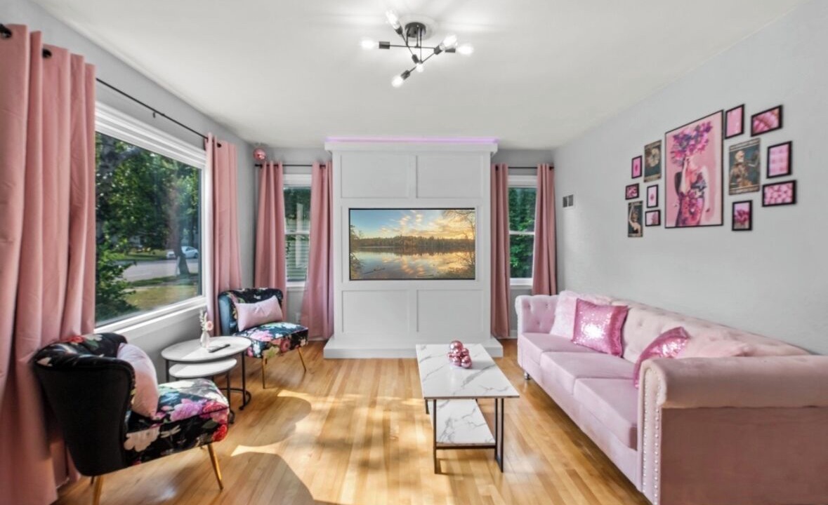 Photo of Livingroom in Anoka