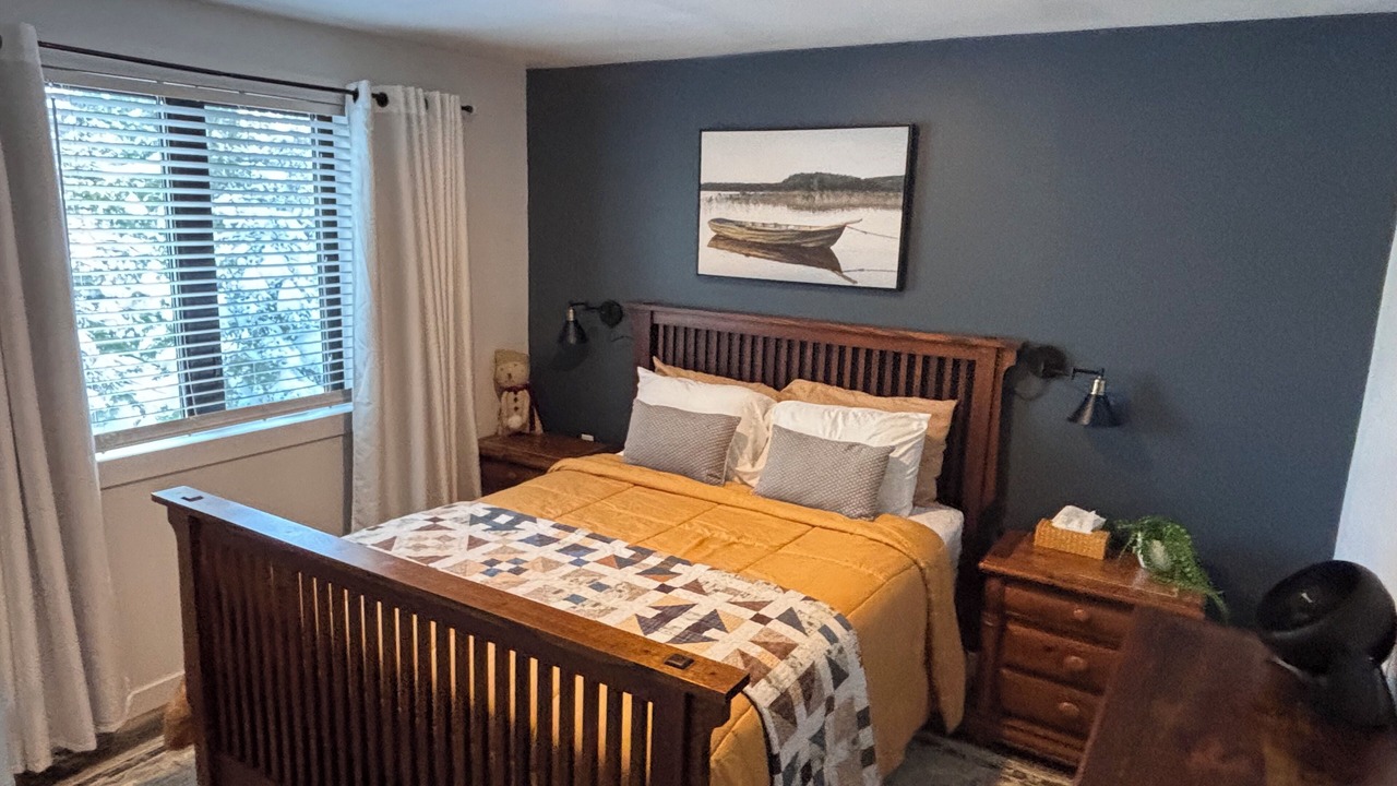 Photo of Bedroom in Tobermory