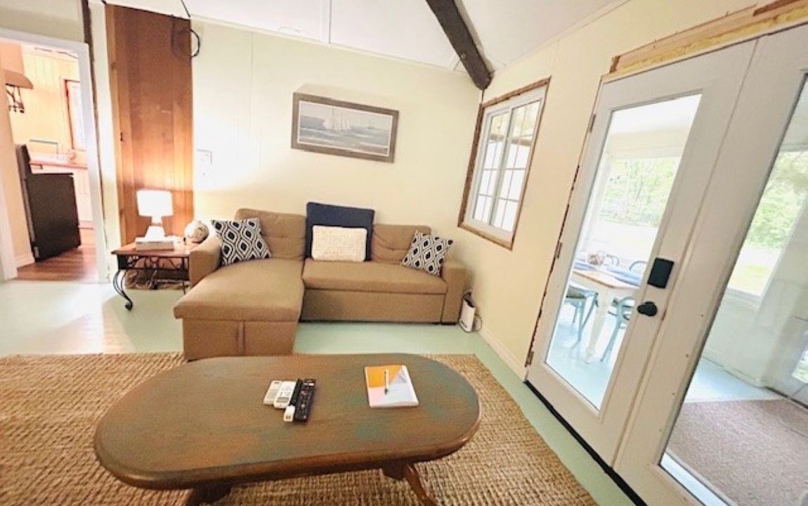 Photo of Livingroom in Port Colborne
