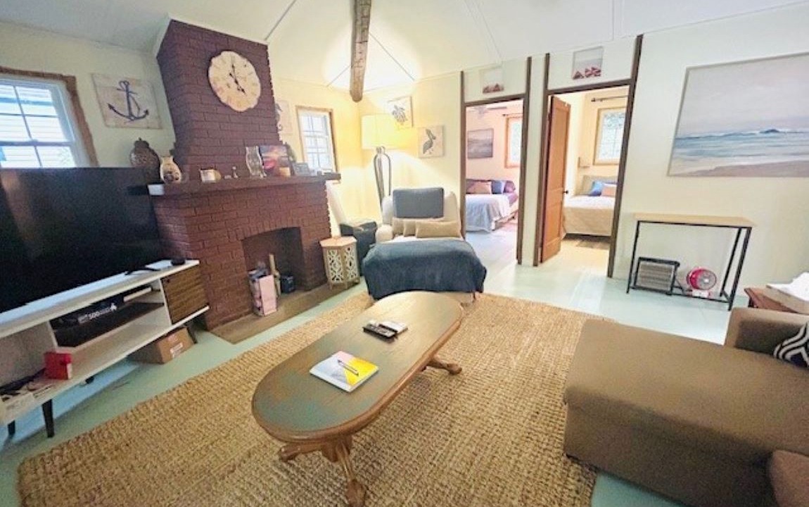 Photo of Livingroom in Port Colborne
